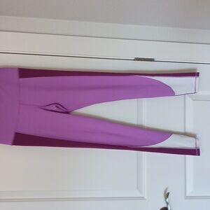 Under Armour Purple and White Leggings Athletic Stretch